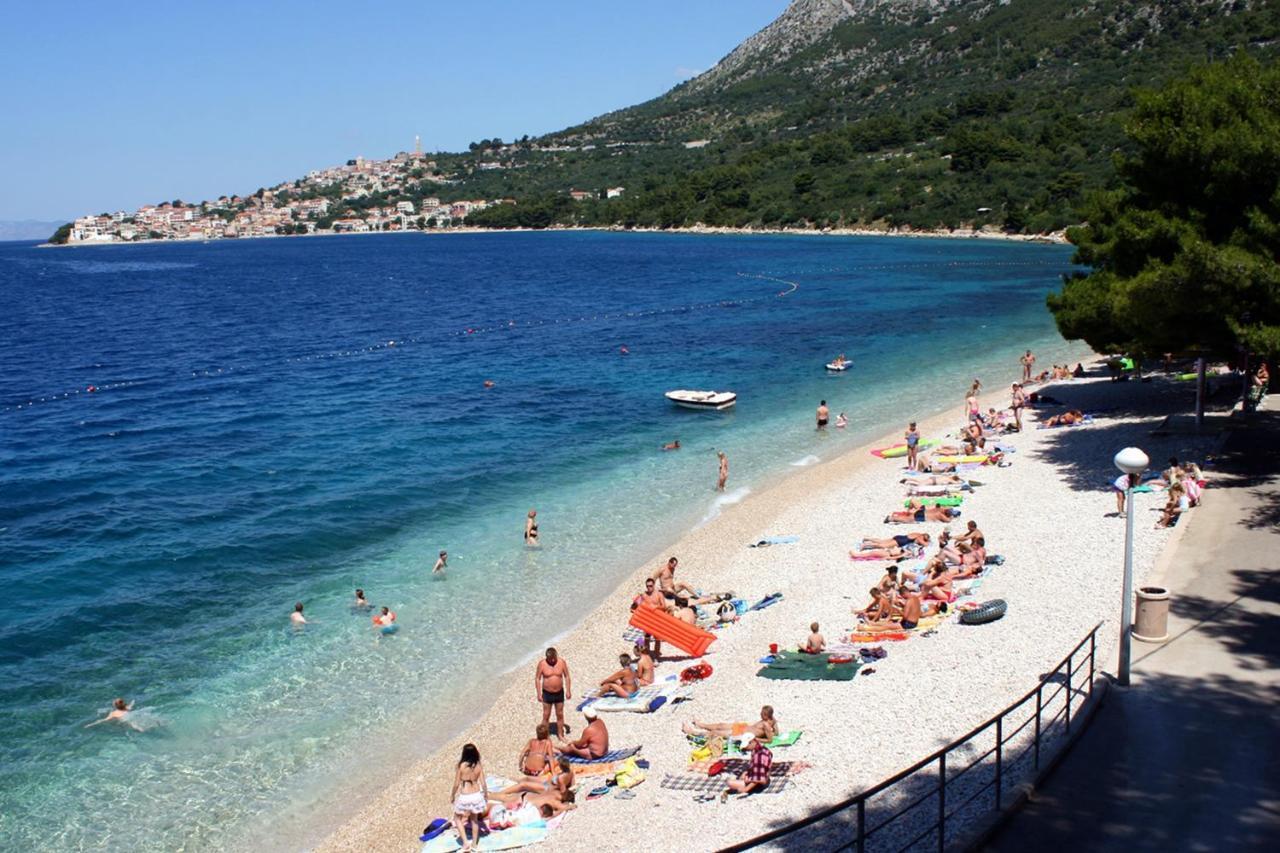 Apartments By The Sea Igrane, Makarska - 310 外观 照片