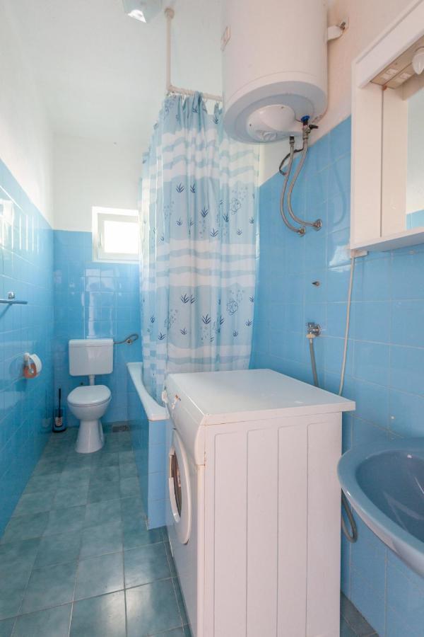 Apartments By The Sea Igrane, Makarska - 310 外观 照片